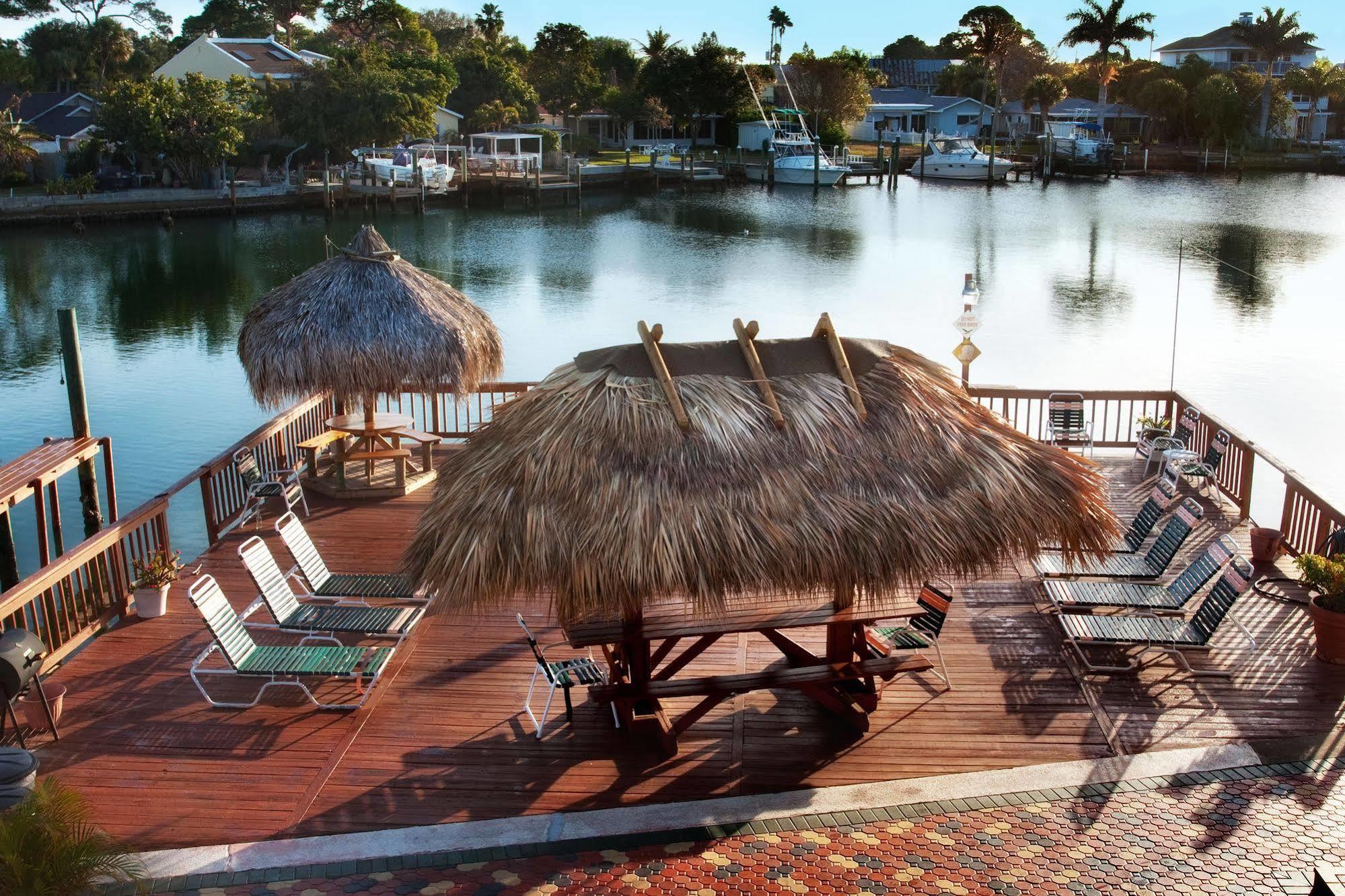 Bay Palms Waterfront Resort - Hotel And Marina St. Pete Beach Esterno foto
