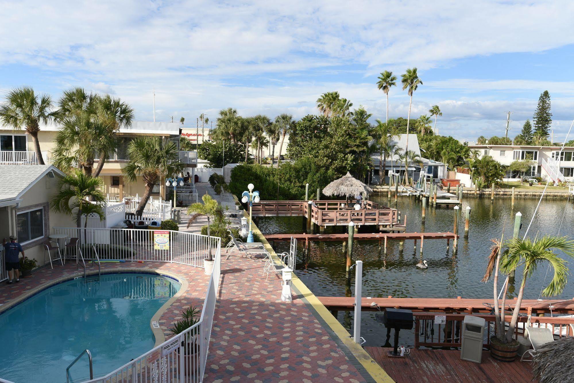 Bay Palms Waterfront Resort - Hotel And Marina St. Pete Beach Esterno foto