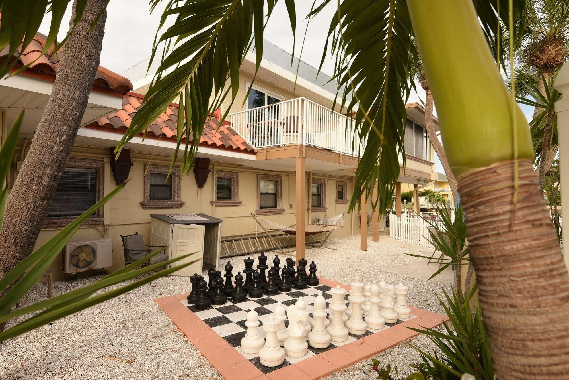 Bay Palms Waterfront Resort - Hotel And Marina St. Pete Beach Esterno foto
