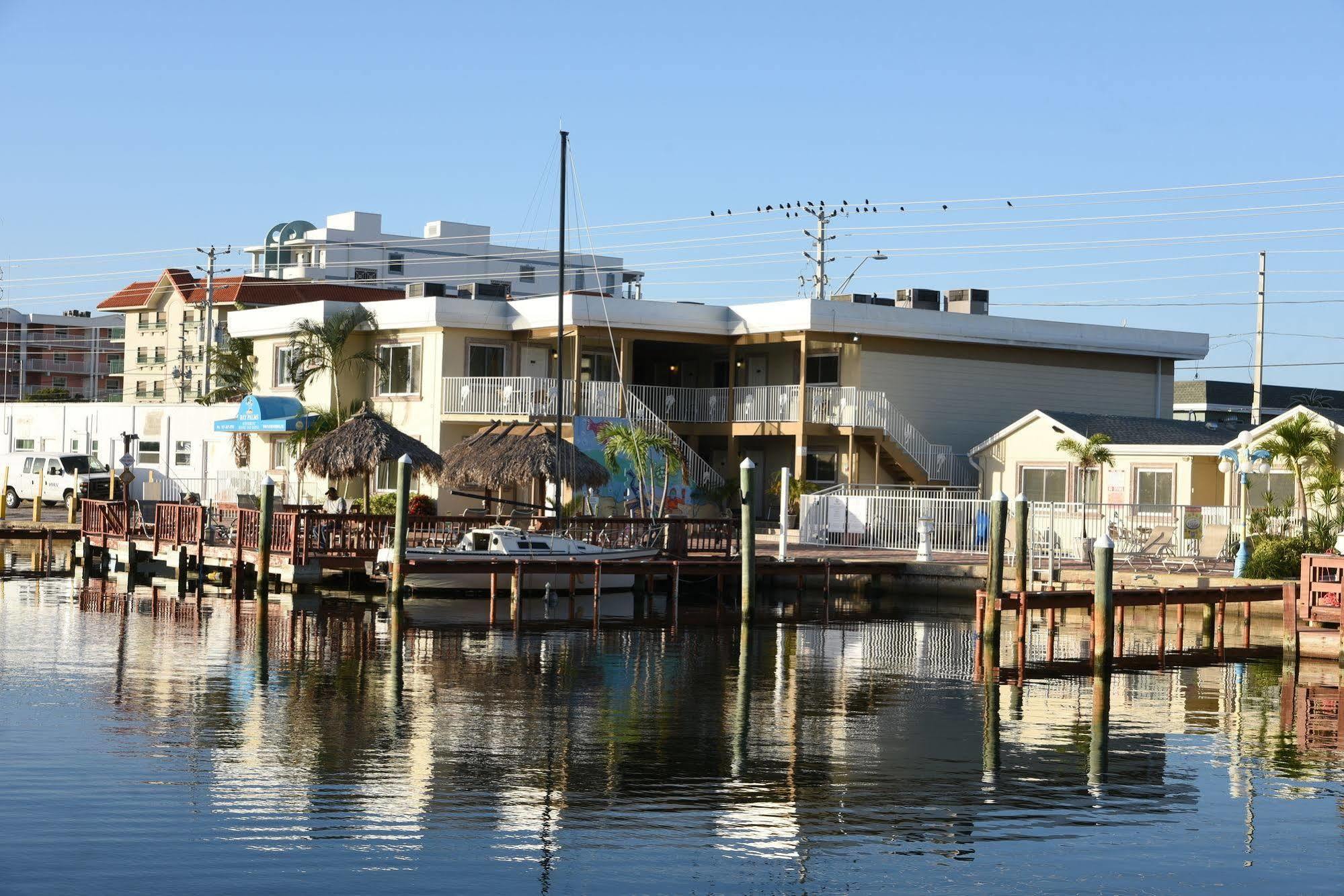 Bay Palms Waterfront Resort - Hotel And Marina St. Pete Beach Esterno foto
