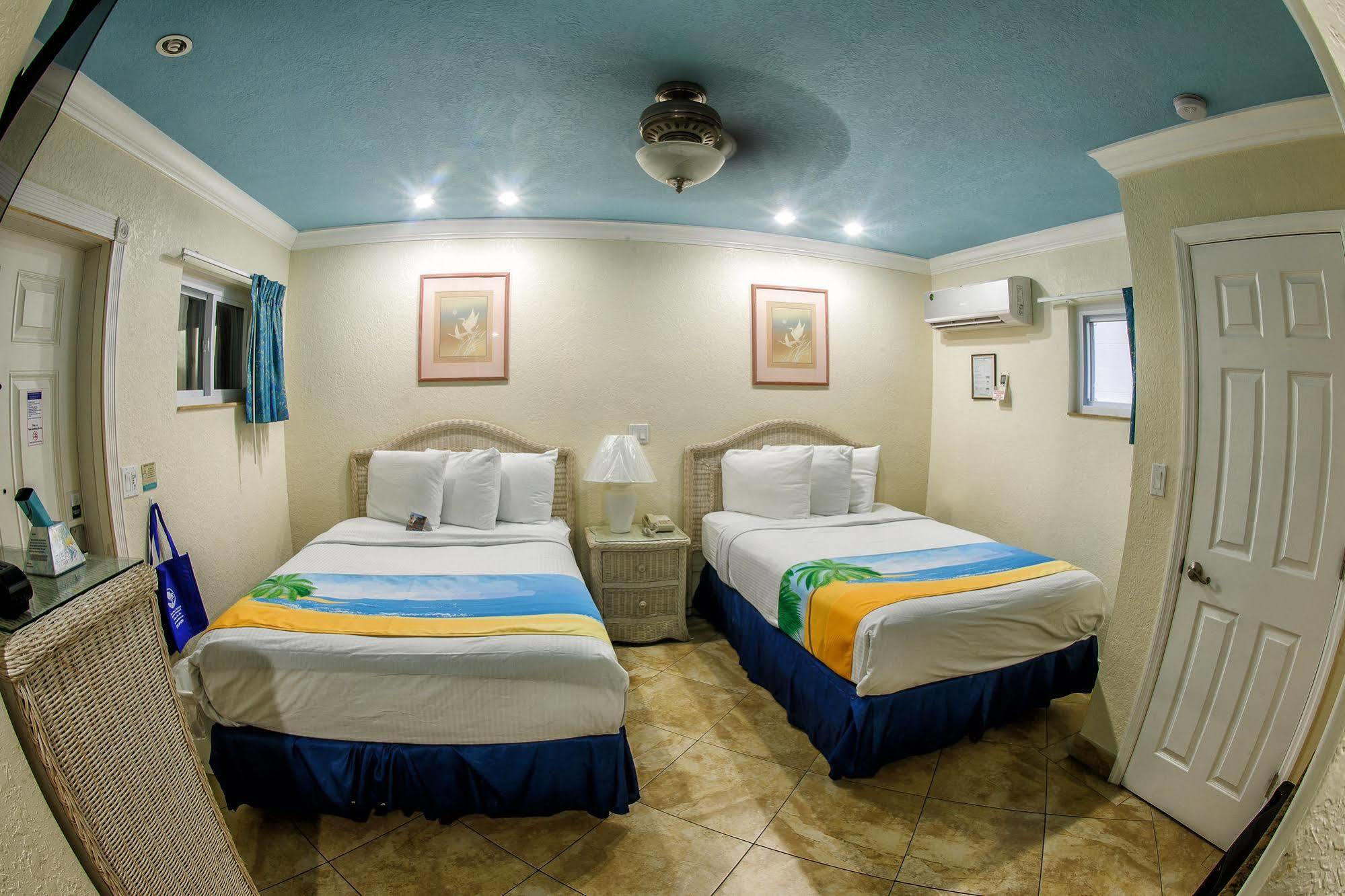 Bay Palms Waterfront Resort - Hotel And Marina St. Pete Beach Esterno foto